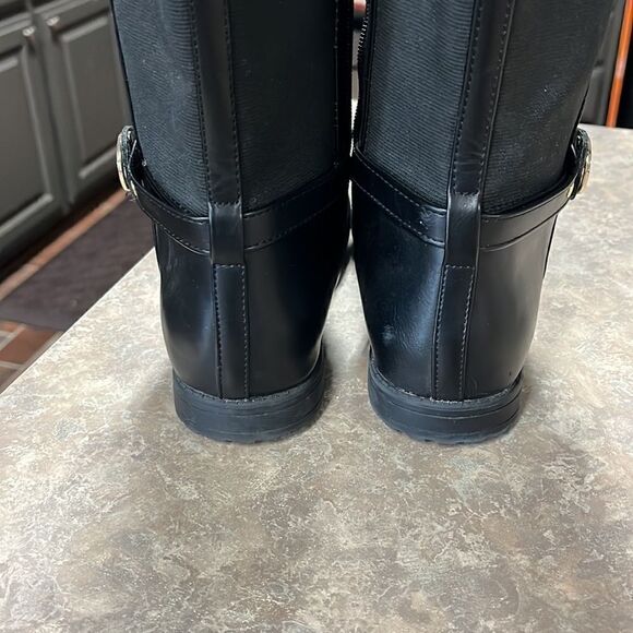 Tommy Hilfiger black boots  - Picture 7 of 8